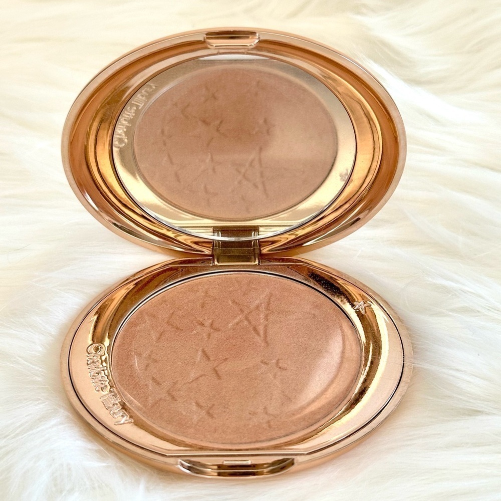 Charlotte Tilbury Glow Glide Face Architect Highlighter - Brand New, No Box
